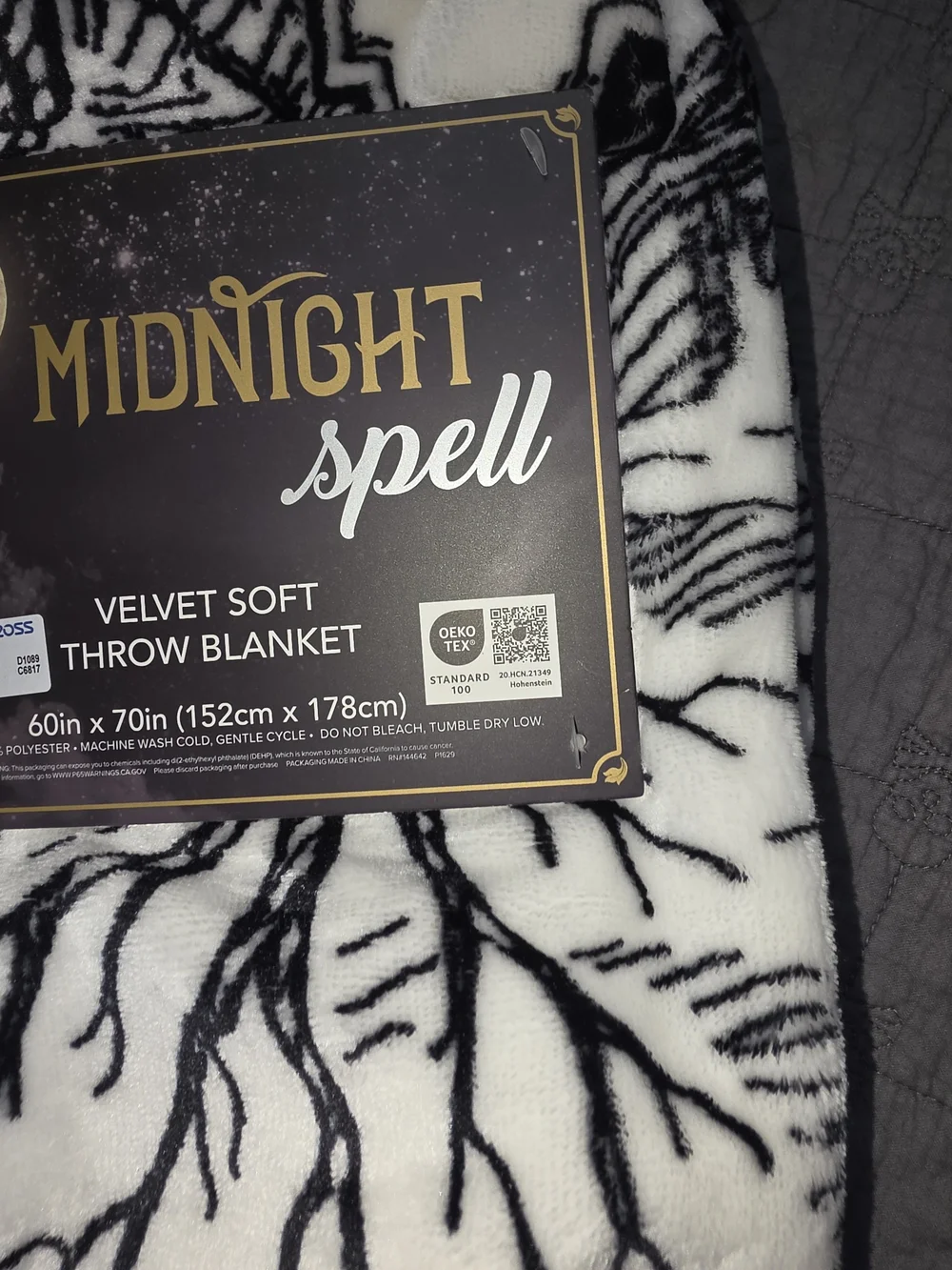 Midnighy Spell Throw Blanket - Black & White